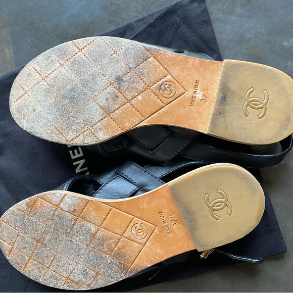 Chanel Black Quilted Leather Chain CC Detail Peep Toe Slingback Flats Size 37.5 - Picture 7 of 9